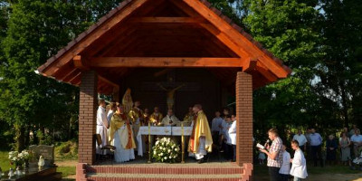 Odpust i poświęcenie kaplicy cmentarnej w Pliszczynie