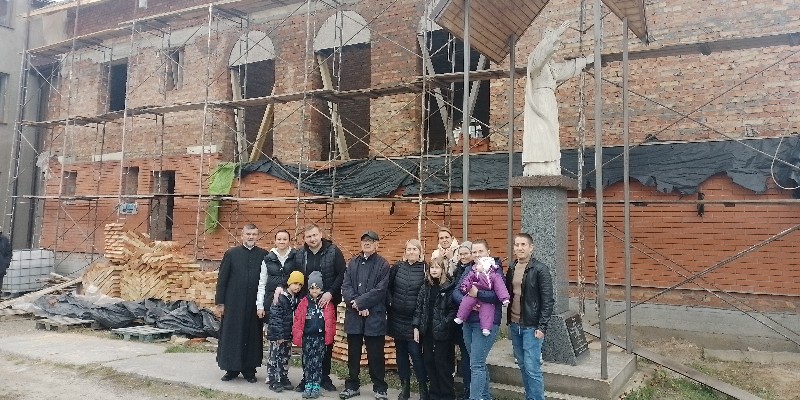 Budowa kościoła w Irpieniu k. Kijowa