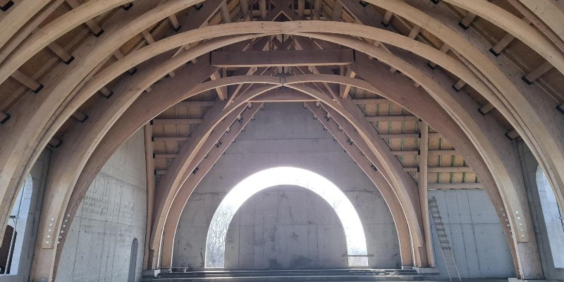 Najpierw żywy Kościół - teraz świątynia