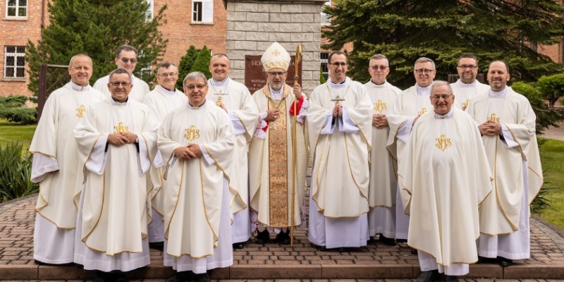 Sercanie mają dwóch neoprezbiterów