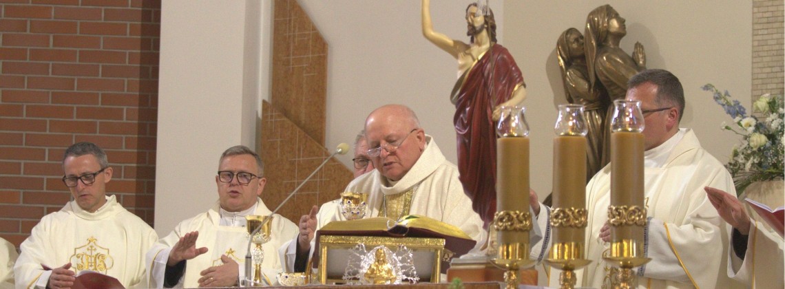 Bp Józef Wróbel SCJ inauguruje jubileusz nabożeństw fatimskich