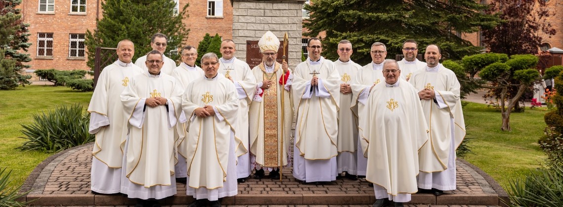 Sercanie mają dwóch neoprezbiterów