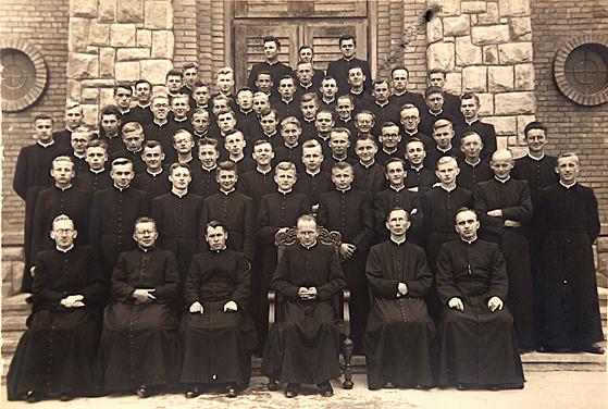 kania-1szy-rok-seminarium-1951-02.jpg