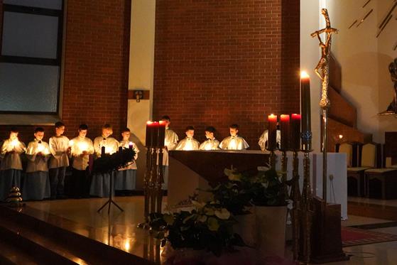 roraty MB Fatimska 04.jpg